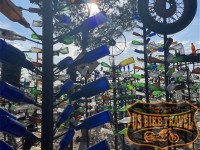 Elmer´s Bottle Tree Ranch -  US BIKE TRAVEL