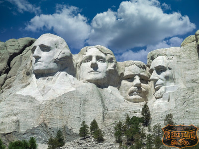 Mount Rushmote National Monument - US BIKE TRAVEL