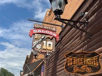 Saloon No 10 . Deadwood, SD - US BIKE TRAVEL™