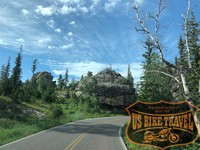 Needles Hwy am Custer Statepark - US BIKE TRAVEL